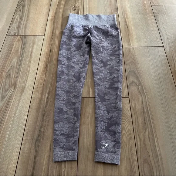 Gymshark Gray Camo Leggings - Picture 9 of 11